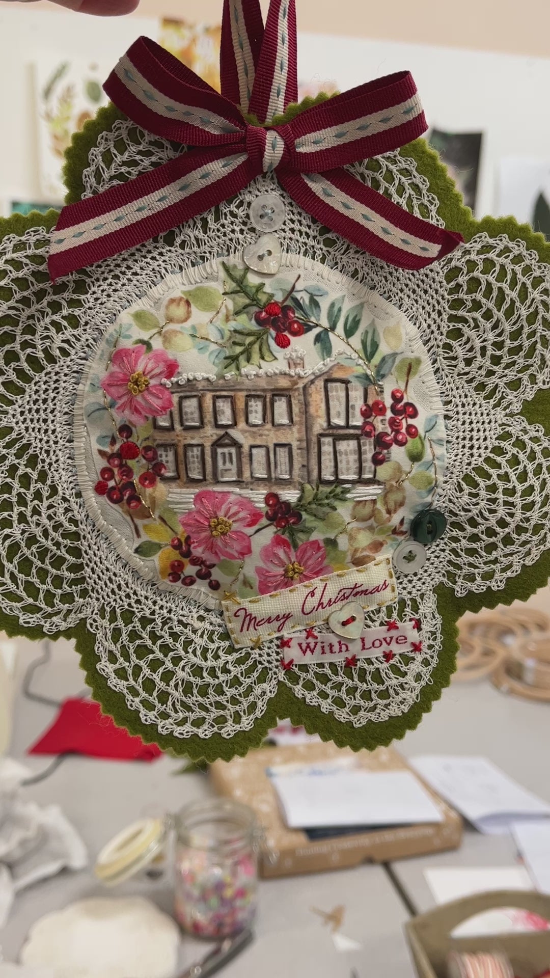 ADULTS AND TEENS** Friday 15th November 7-9.30pm Brontë Christmas embroidery decoration workshop.