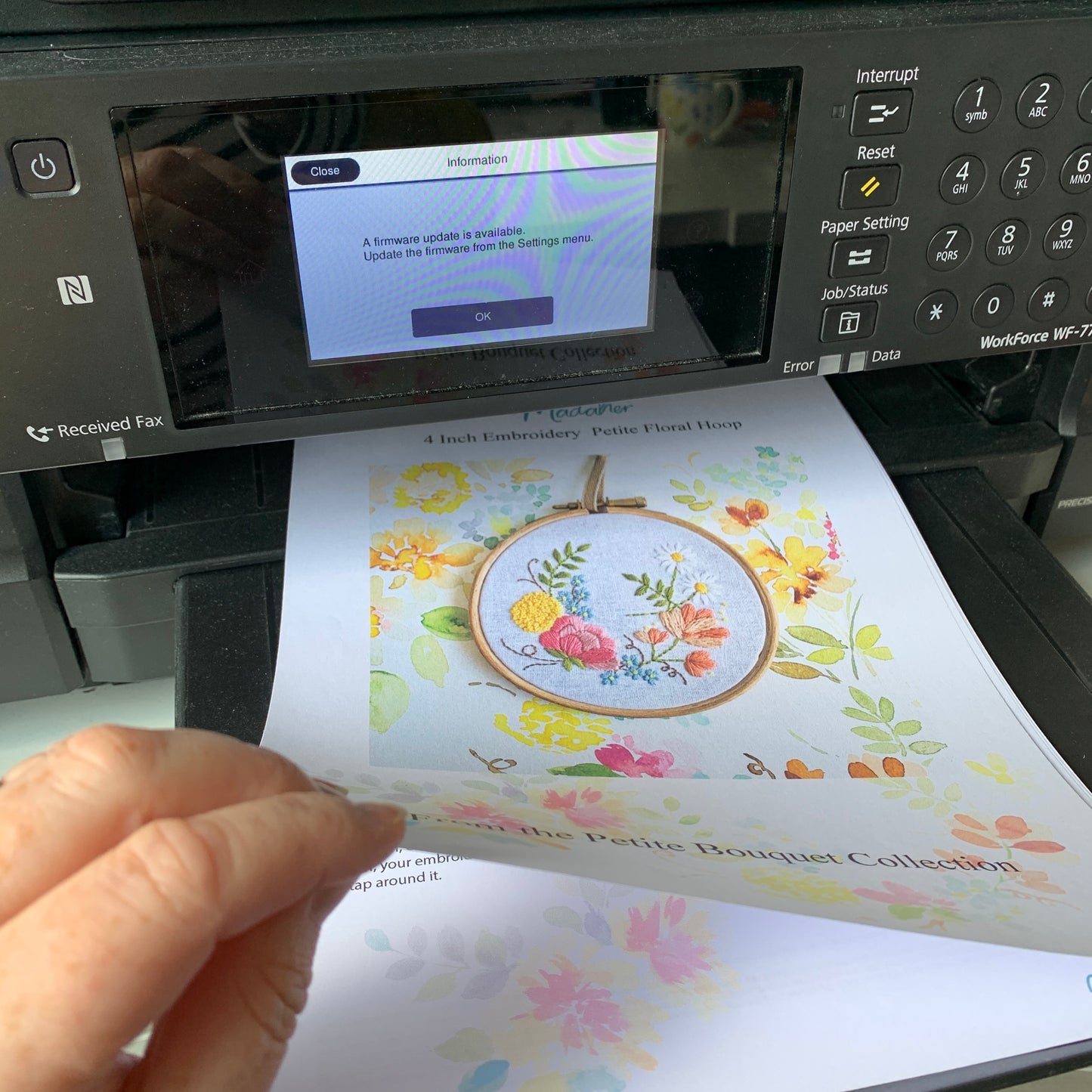 PDF 4 inch Petite Floral From the Petite Bouquet collection.