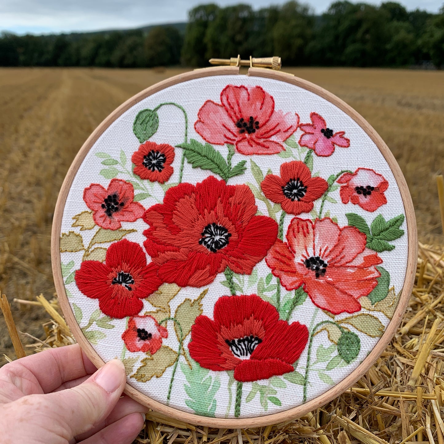 Poppy Embroidery kit